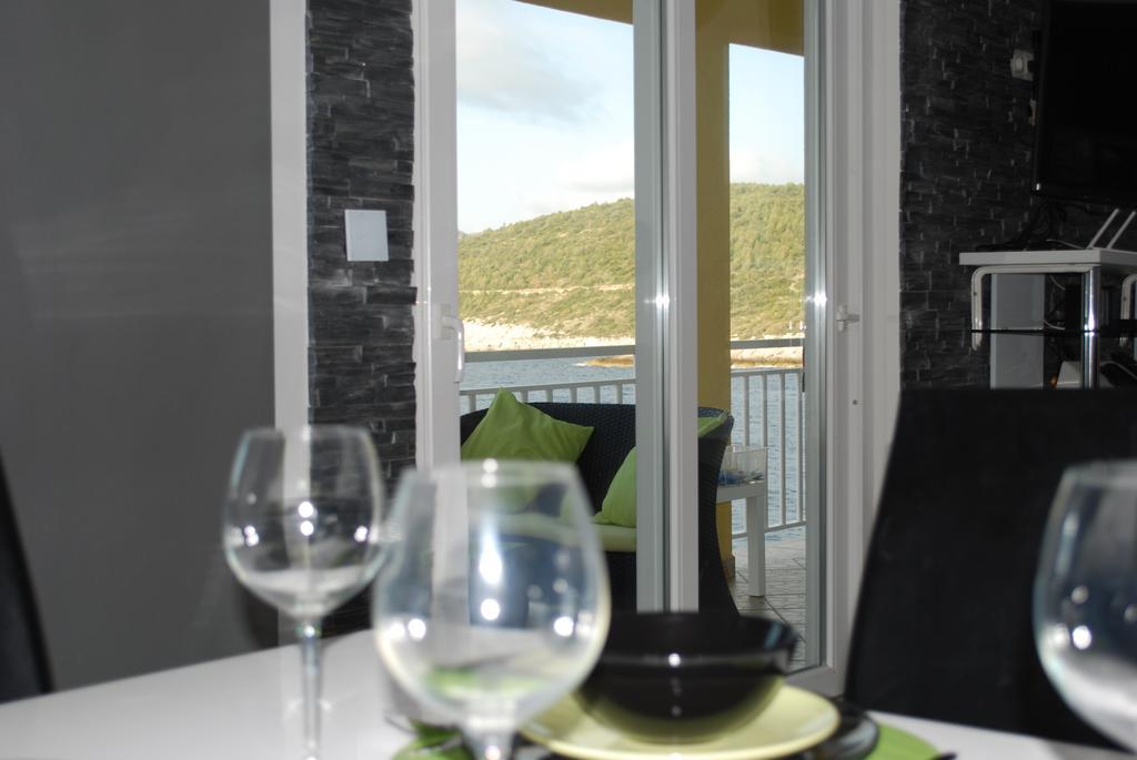 R&N Apartment Zavalatica Eksteriør bilde